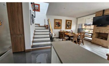 Venta ESPECTACULAR CASA EN CHA!!