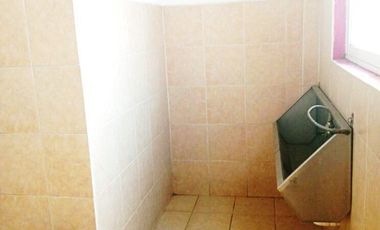 Local comercial en renta en valle dorado sobre avenida