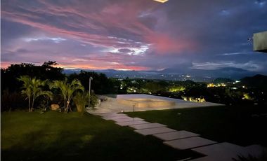 Venta casa Condominio Pereira