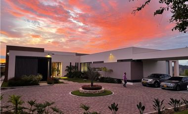 Venta casa Condominio Pereira