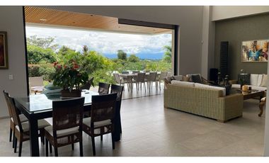Venta casa Condominio Pereira
