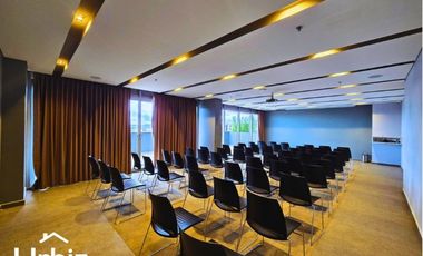 Arriendo Oficina de 58 m² sobre Calle 100 en La Castellana