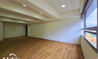 Arriendo Oficina de 58 m² sobre Calle 100 en La Castellana