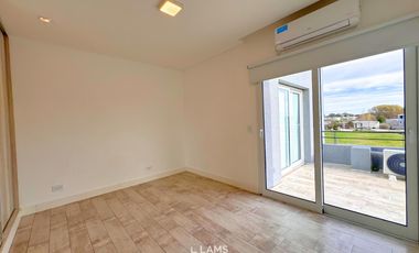Casa en Venta en Arenas del Sur - 5 ambientes