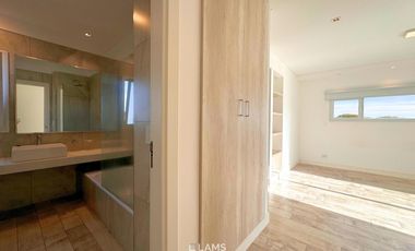 Casa en Venta en Arenas del Sur - 5 ambientes