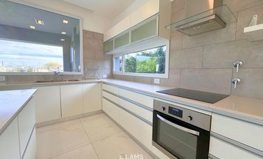 Casa en Venta en Arenas del Sur - 5 ambientes
