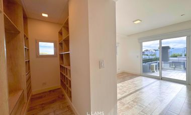 Casa en Venta en Arenas del Sur - 5 ambientes