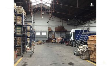 Único Galpón - 3200M2 -  Avellaneda - A 1.0KLM DE C.A.B.A