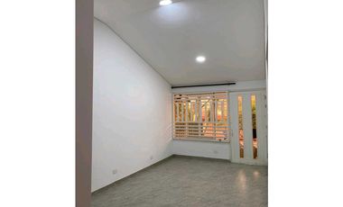 Venta Casa con renta Primero de MAyo Sur Central Cali (GH)