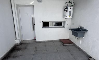 Departamento en  planta alta en el centro de Lujan