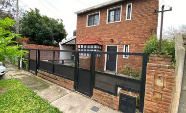 Granadero Baigorria, Calle 6 Nº 2554 - VENTA