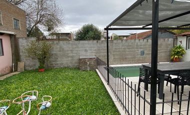 Granadero Baigorria, Calle 6 Nº 2554 - VENTA