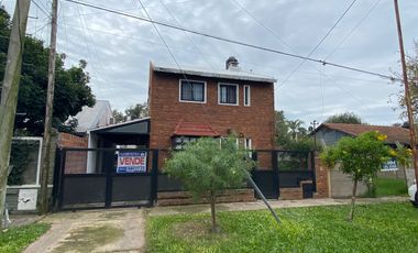 Granadero Baigorria, Calle 6 Nº 2554 - VENTA