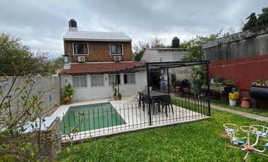 Granadero Baigorria, Calle 6 Nº 2554 - VENTA