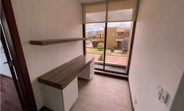 Casa Cajica en arriendo milla de oro Badalona