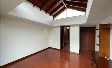 Casa Cajica en arriendo milla de oro Badalona