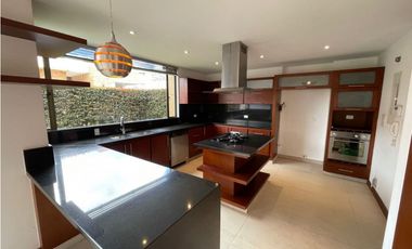 Casa Cajica en arriendo milla de oro Badalona