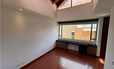 Casa Cajica en arriendo milla de oro Badalona