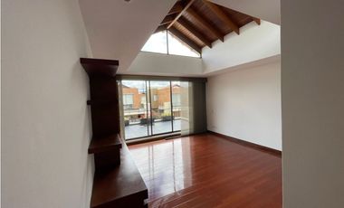 Casa Cajica en arriendo milla de oro Badalona