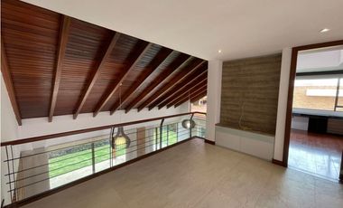 Casa Cajica en arriendo milla de oro Badalona
