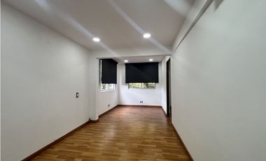 ARRIENDO CASA DE TRES NIVELES EN ENVIGADO - LAS ANTILLAS