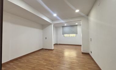 ARRIENDO CASA DE TRES NIVELES EN ENVIGADO - LAS ANTILLAS