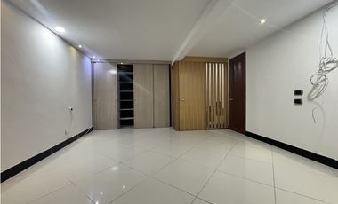 ARRIENDO CASA DE TRES NIVELES EN ENVIGADO - LAS ANTILLAS