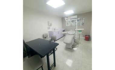 ALQUILO CONSULTORIOS MEDICOS Y ODONTOLOGICOS  CLINICA SANTA LUCIANA