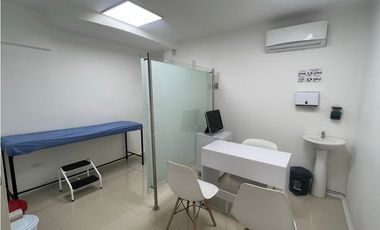 ALQUILO CONSULTORIOS MEDICOS Y ODONTOLOGICOS  CLINICA SANTA LUCIANA