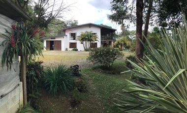 FINCA GUARNE VEREDA LA PASTORCITA A 5 MINUTOS DE LA AUTOPISTA AMOBLADA