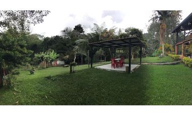 FINCA GUARNE VEREDA LA PASTORCITA A 5 MINUTOS DE LA AUTOPISTA AMOBLADA