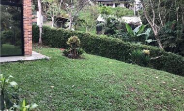 FINCA GUARNE VEREDA LA PASTORCITA A 5 MINUTOS DE LA AUTOPISTA AMOBLADA