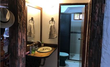 FINCA GUARNE VEREDA LA PASTORCITA A 5 MINUTOS DE LA AUTOPISTA AMOBLADA