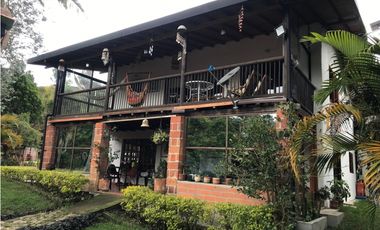 FINCA GUARNE VEREDA LA PASTORCITA A 5 MINUTOS DE LA AUTOPISTA AMOBLADA