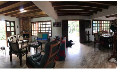 FINCA GUARNE VEREDA LA PASTORCITA A 5 MINUTOS DE LA AUTOPISTA AMOBLADA