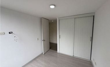 Apartamento en Venta en Medellín Av Palmas