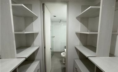 Apartamento en Venta en Medellín Av Palmas