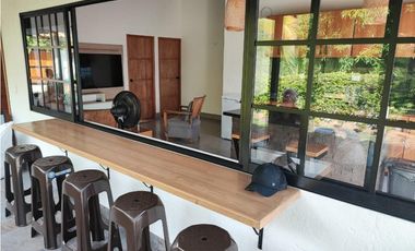 SE VENDE FINCA EN PARCELACION TOTALMENTE REMODELADA