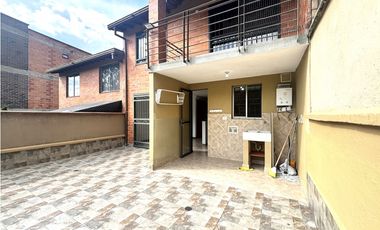 ARRIENDO CASA EN ENVIGADO - LAS ANTILLAS