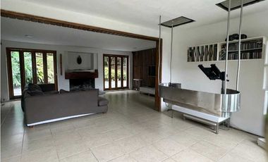 Alquiler de finca km 12 via al mar valle del cauca