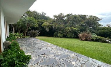 Alquiler de finca km 12 via al mar valle del cauca