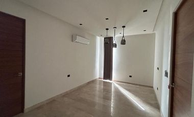 Penthouse en Renta en ENSO , Montebello