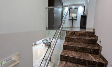 Casa en Venta en Parques de  La Herradura, doble seguridad (m2c390)