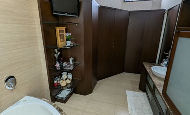 Casa en Venta en Parques de  La Herradura, doble seguridad (m2c390)