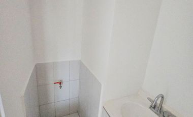 Local Comercial en RENTA · Av. Prol. La Luna por Huayacán · Doble Altura · Bulan