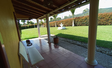 Villa en Arriendo en El Carmen de Viboral