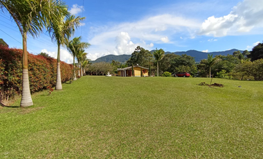 Villa en Arriendo en El Carmen de Viboral