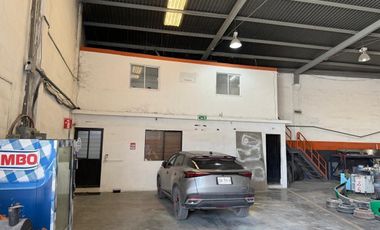 Venta de Bodega con Patio de Maniobras 7,640m2 Apodaca