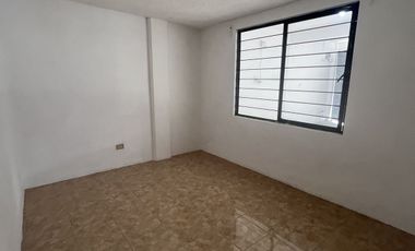 CASA RECIEN REMODELADA EN JARDINES DE CERRO GORDO