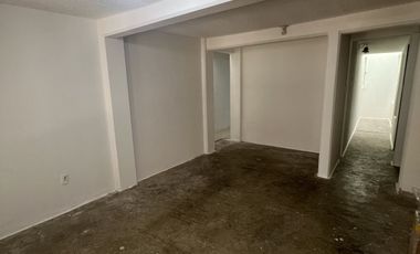 CASA RECIEN REMODELADA EN JARDINES DE CERRO GORDO